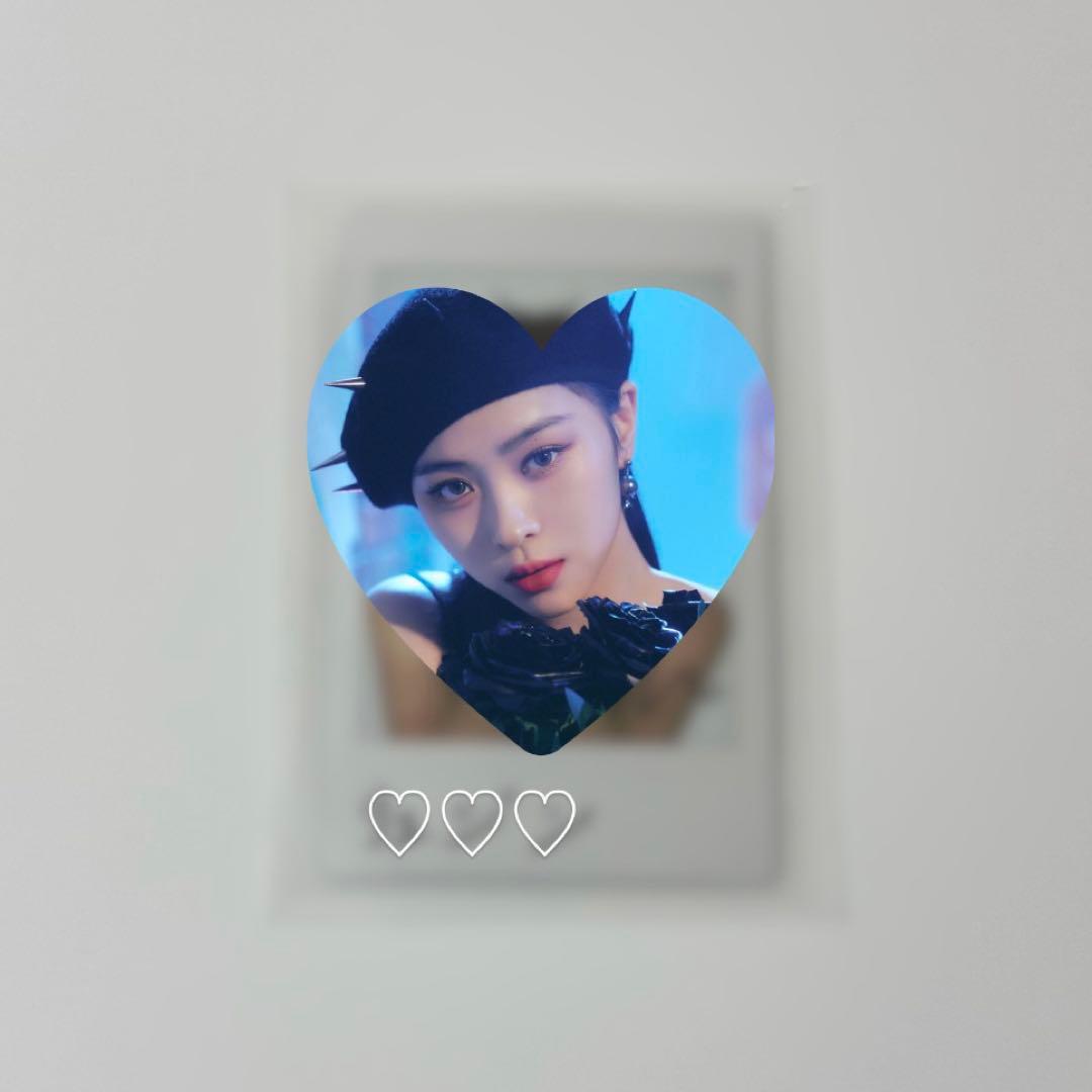 ITZY 直筆サイン チェキ BlahBlahBlah リュジン