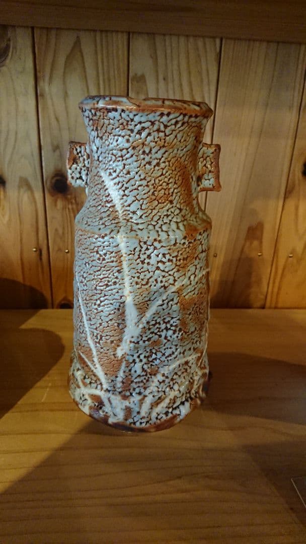 林正太郎造   鼠志野 花入れ