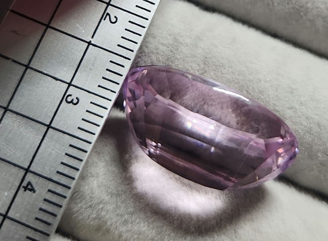 超高級！天然特大クンツァイト21.961ct