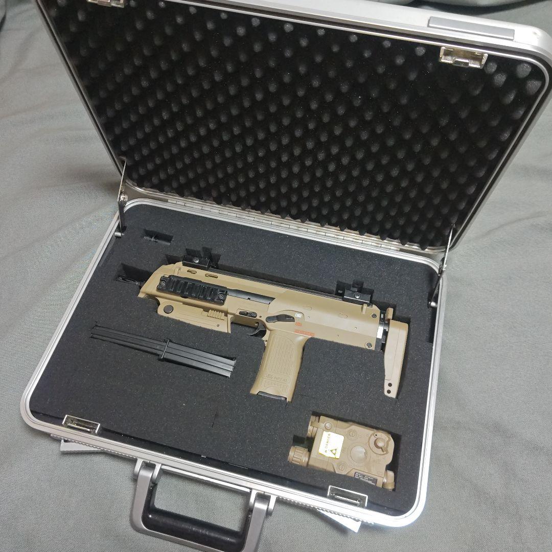 東京マルイ　電動ガン　MP7A1　タンカラーモデル　ゼロハリケース付き
