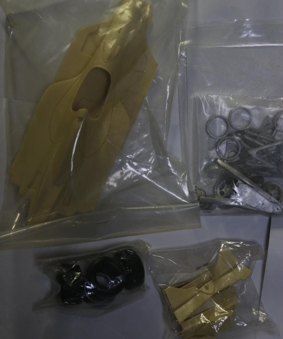 超希少CLUB M　ロータス１０7Cレジン・メタル組立キット１／２４　未組立