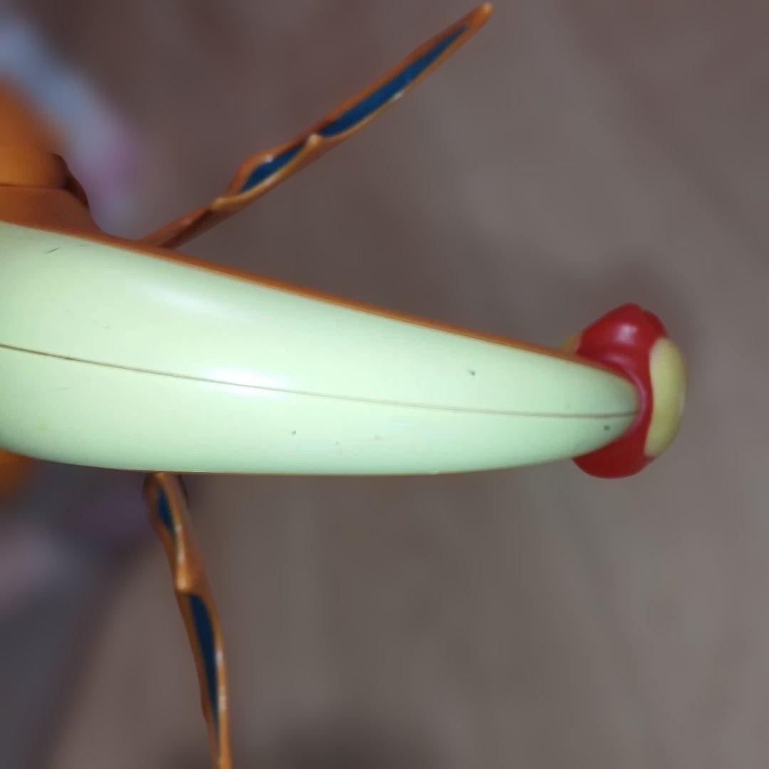 希少　ポケモンアクションフィギュア リザードン　タカラトミー