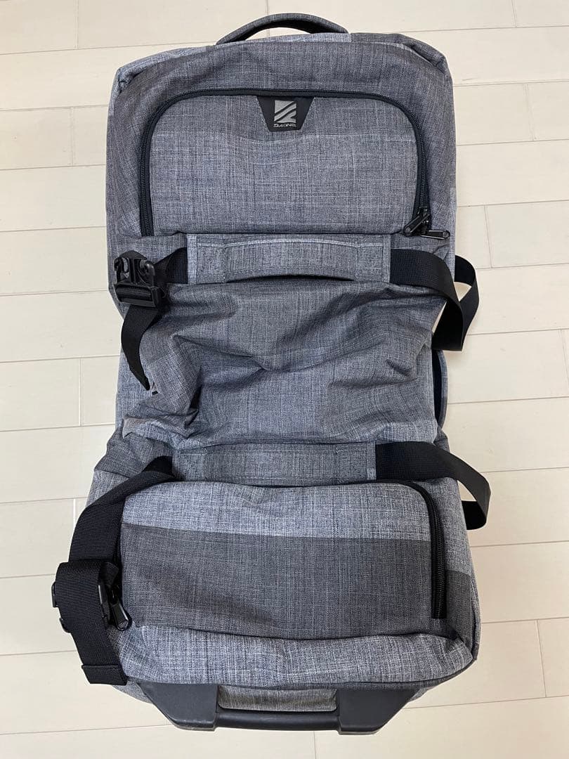 DAKINE グレー キャリーバッグ 大容量