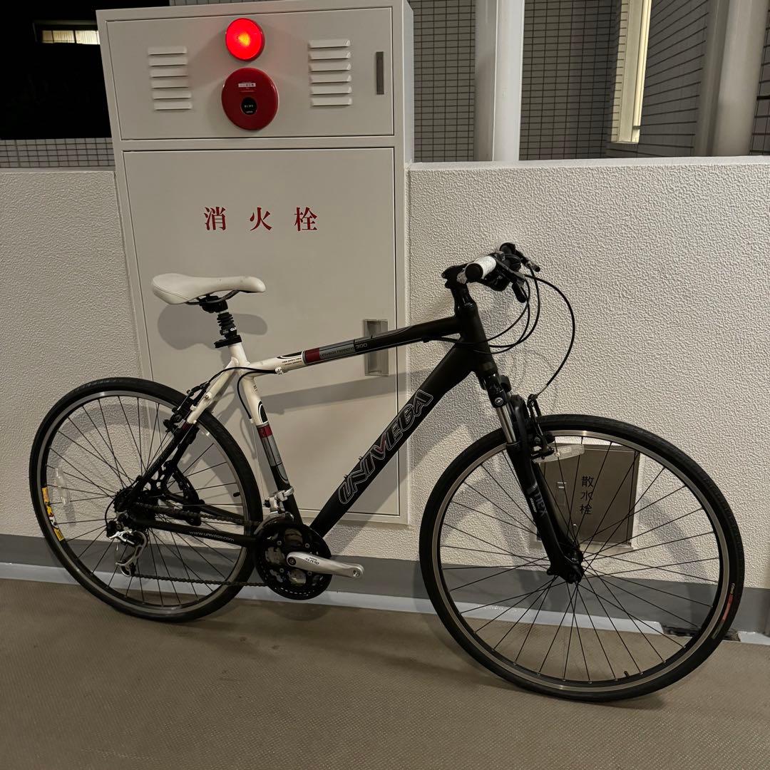 【新古車！】UNIVEGA TRRENO300 3×8s サイズ55