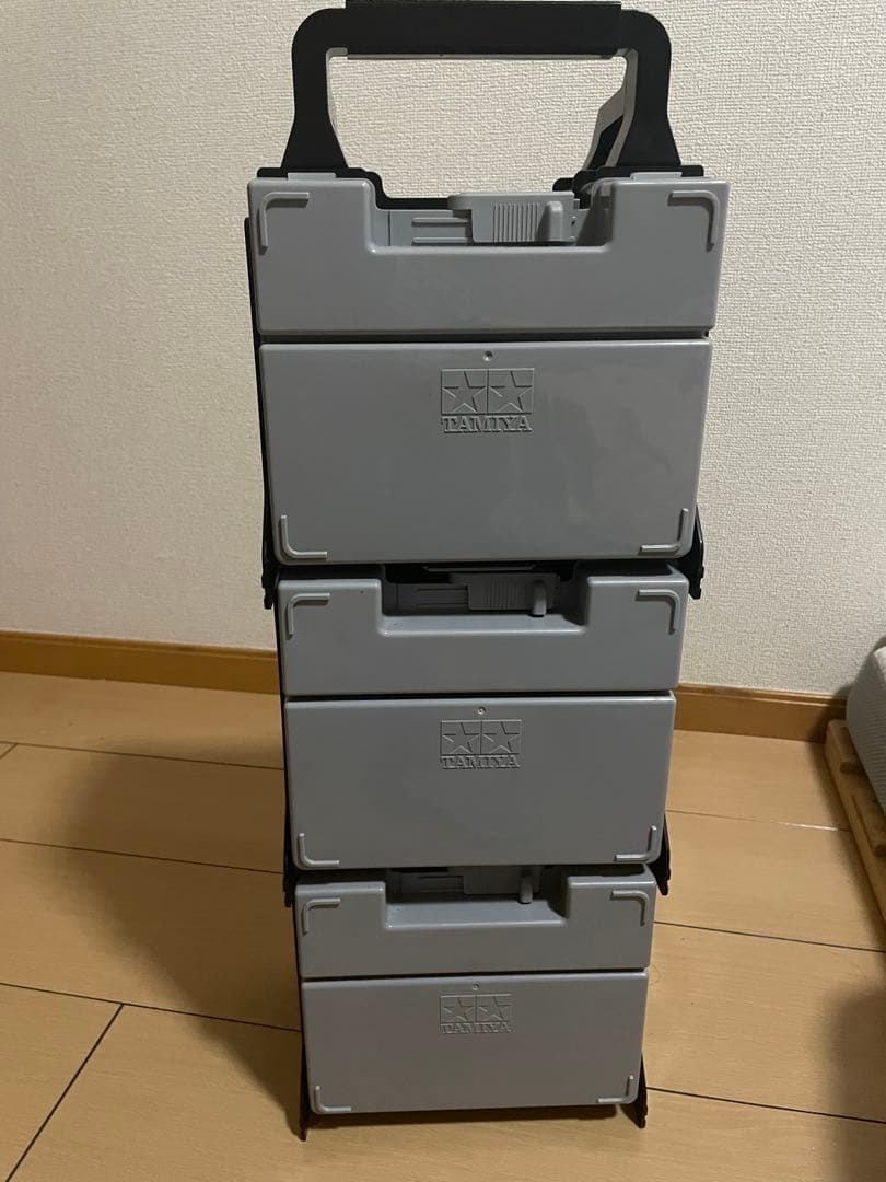 ミニ四駆 引退セット 3段ケース付き パーツ多数