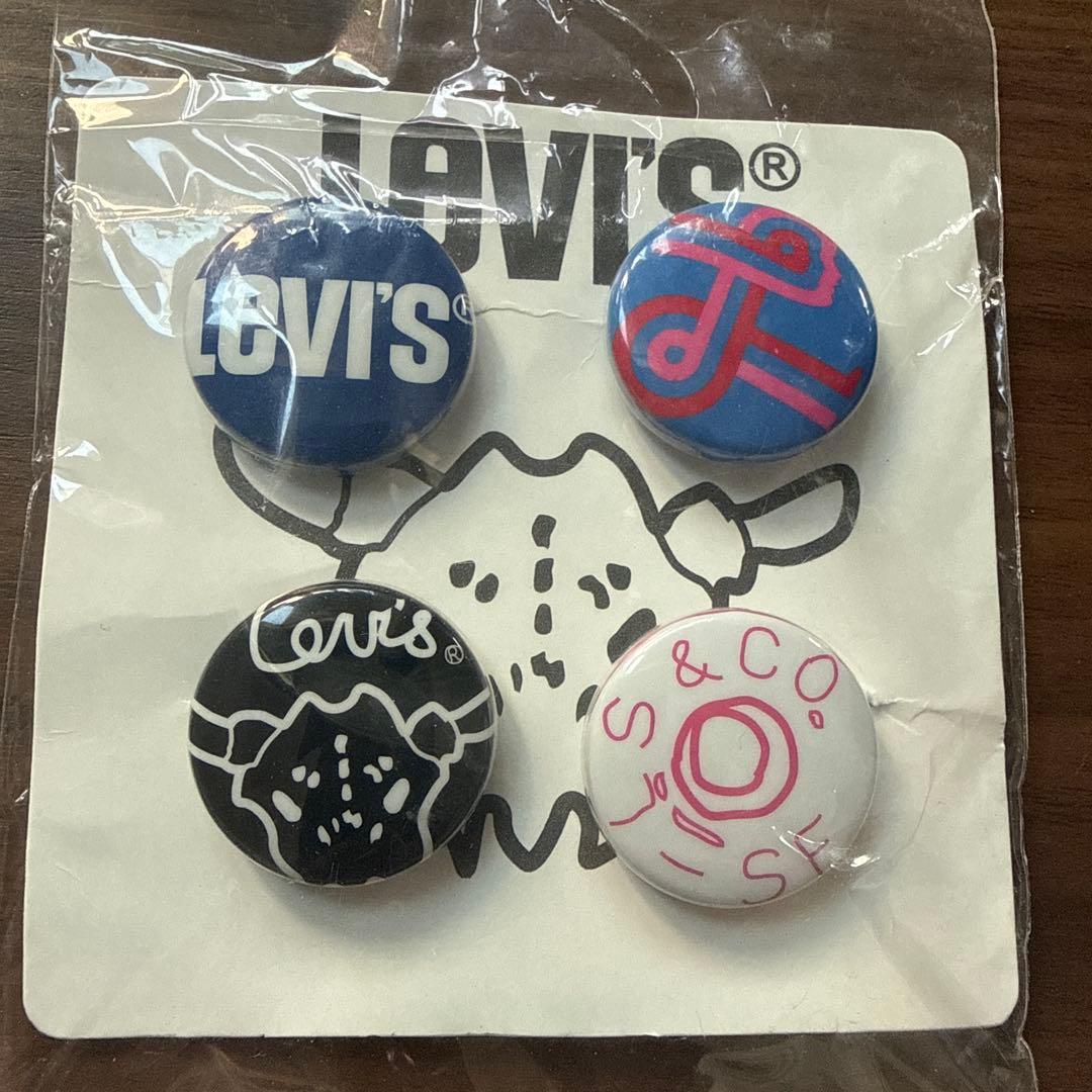 リーバイス　Levi's 缶バッチ