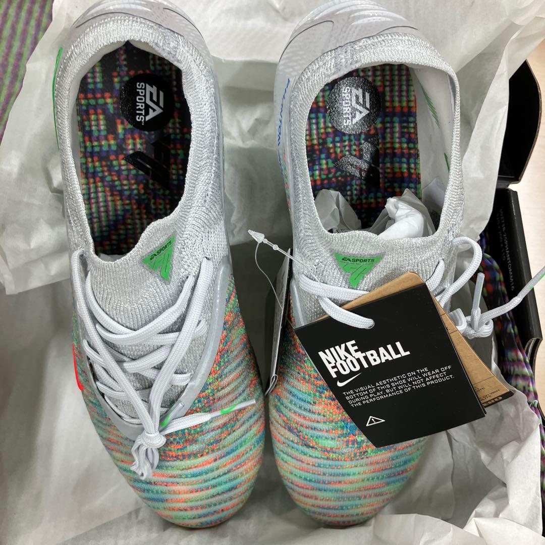 ナイキ ファントム 6 NIKE PHANTOM 6 EA SPORTS