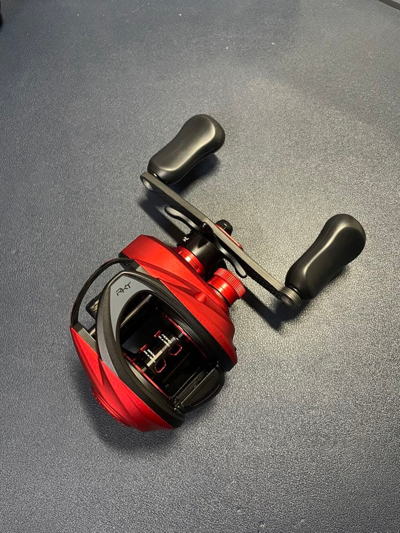 m*୧様 【美品】 アブ レボ5 ロケットL Abu REVO5 ROCKET