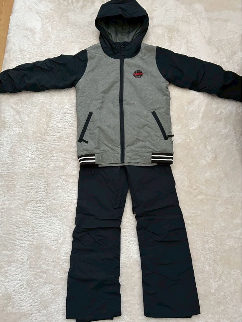 バートンBurton子供用スノーボードウェアセット（ジャケット・パンツ）サイズL