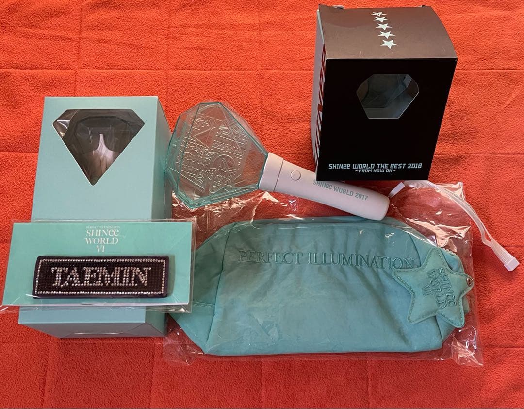 SHINee 公式グッズセット