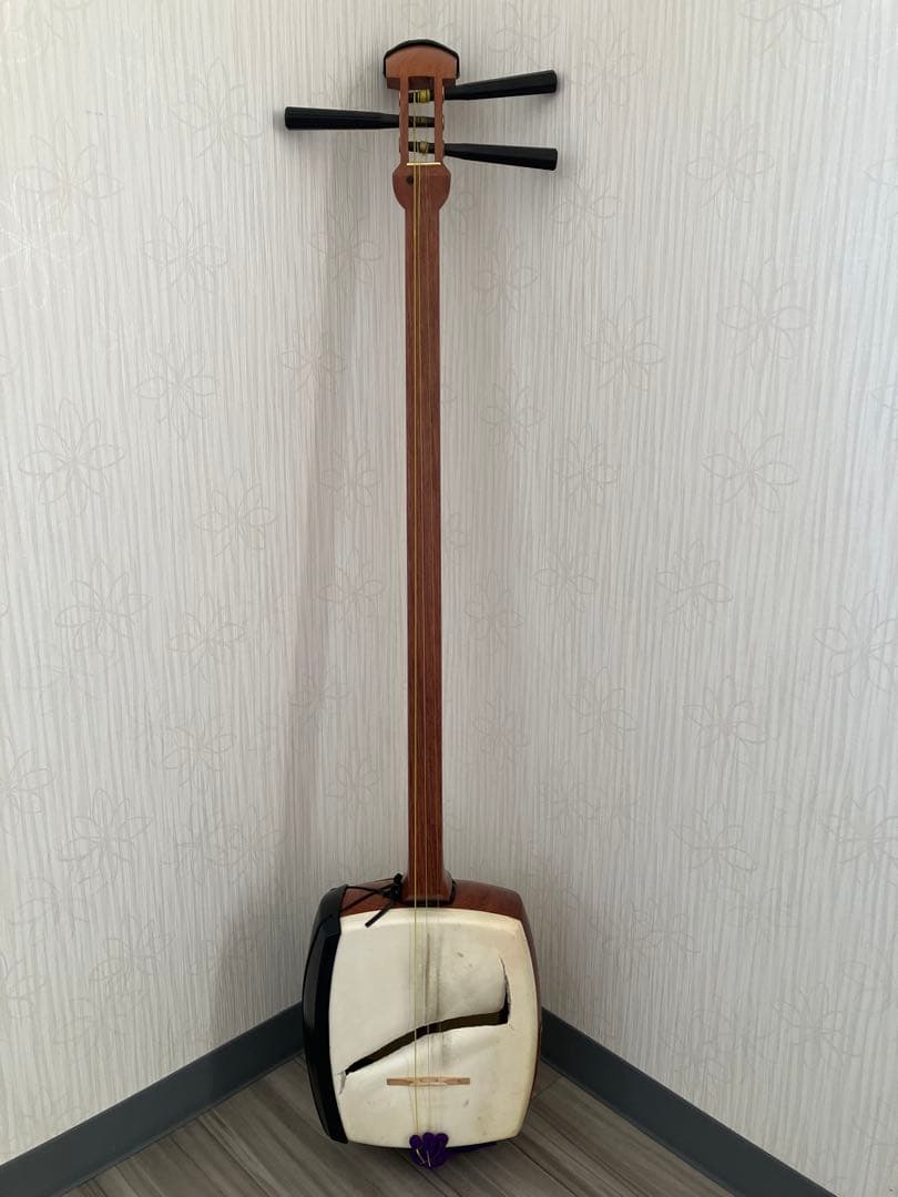 三味線 、中棹、バチ、ハードケースセット 弦楽器