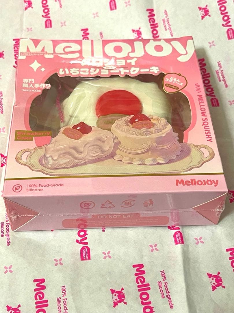 MelloJoy スクイーズ　新品未開封　いちごショートケーキ　スライス