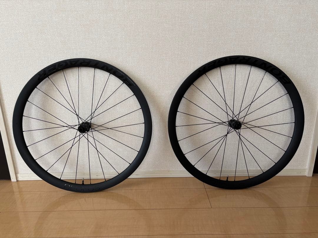 ボントレガーBontrager　Aeolus pro37ホイール前後