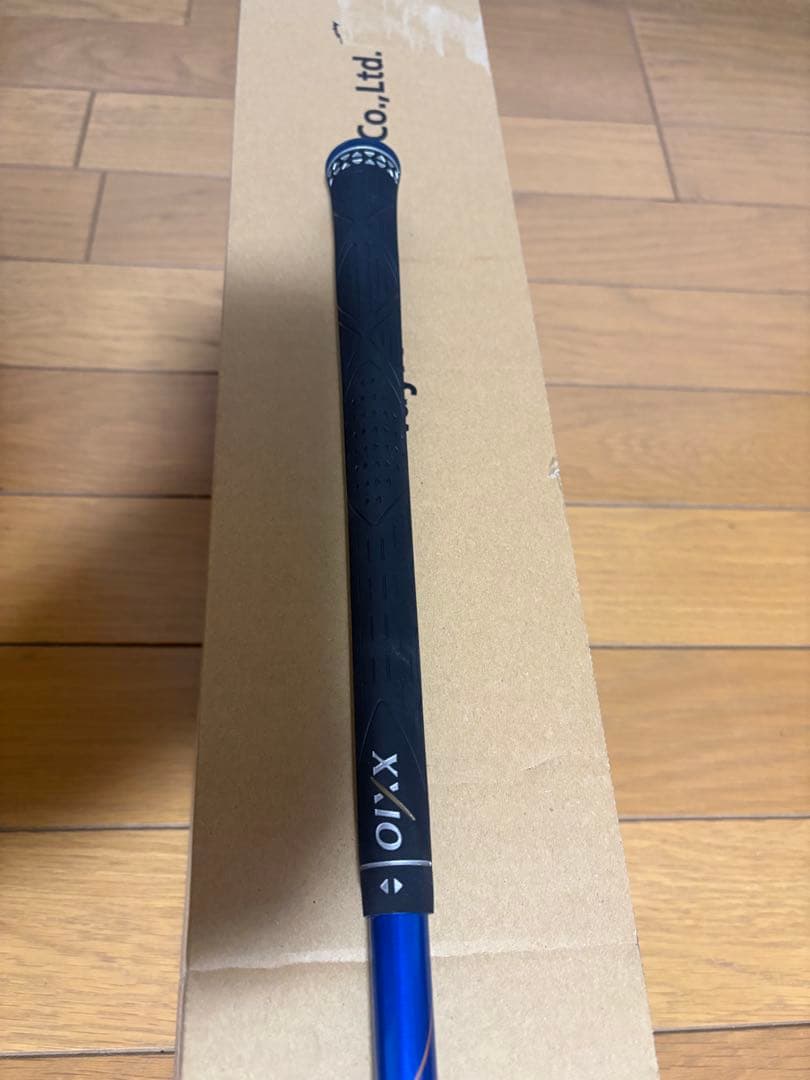 ゼクシオ10フェアウェイウッド3番（15度）Rフレックス ヘッドカバー付き