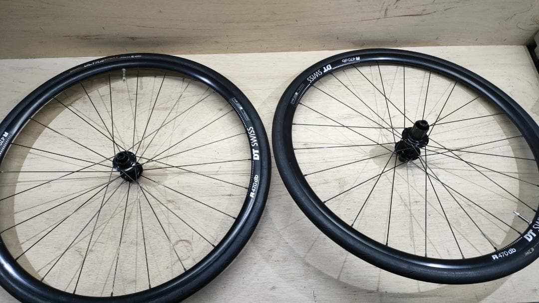 ■DT SWISS R470■ディスクブレーキホイール　前後セット■タイヤ付き■