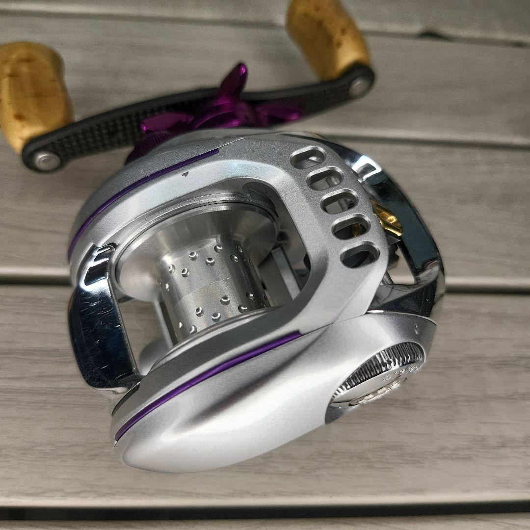 ダイワ　ジリオン HLC 6.3 コルクノブ