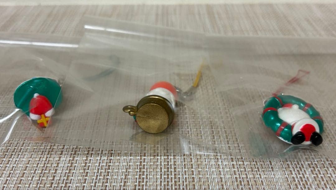 ハローキティ コンビニ限定 クリスマス ストラップ　根付け レア 2007年