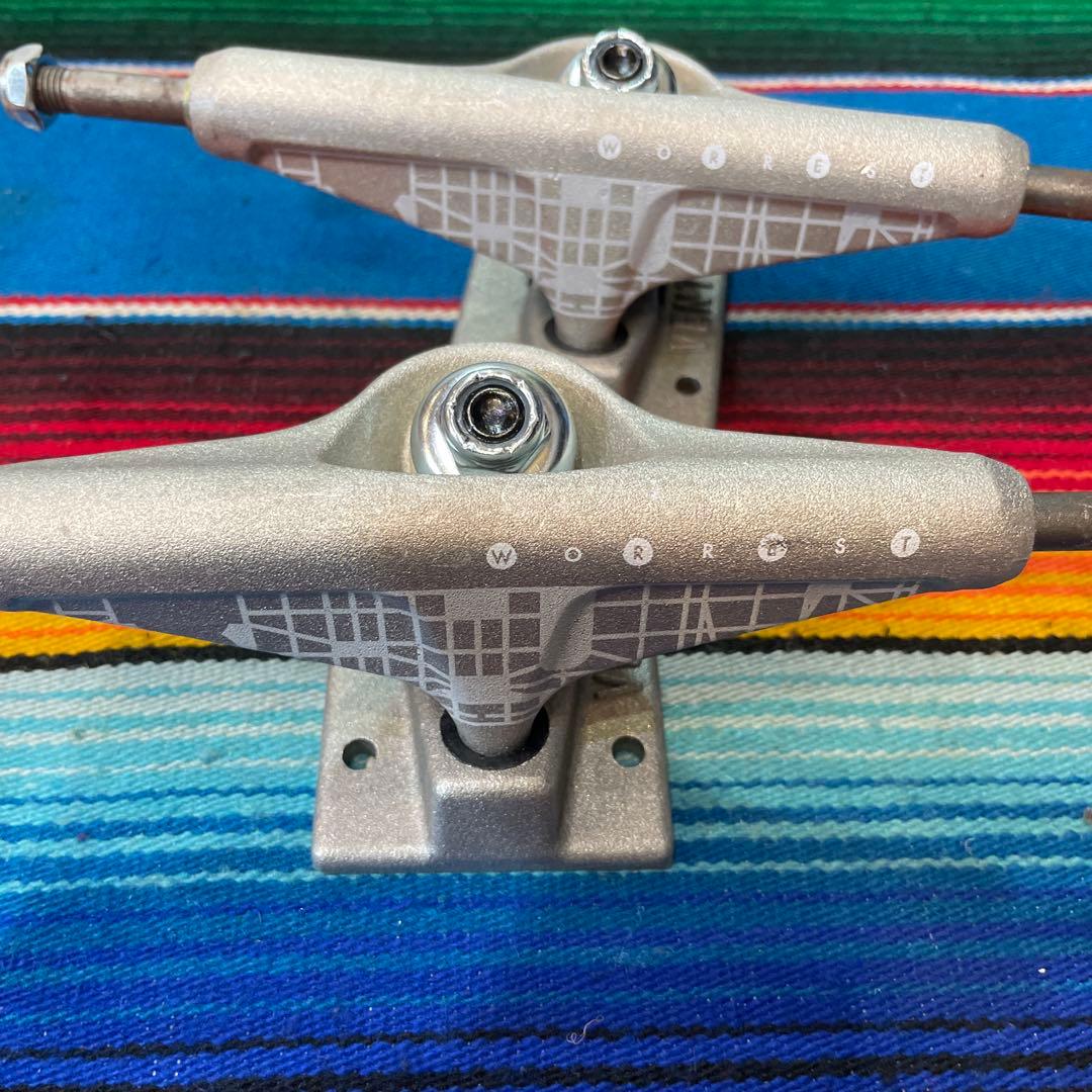 ベンチャー　トラックWORST スケートボードトラック グレー5.2low