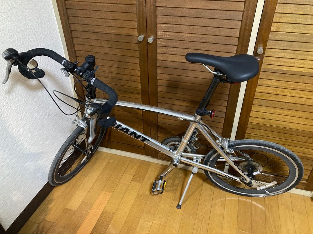 GIANT IDIOM 0 ミニベロロード