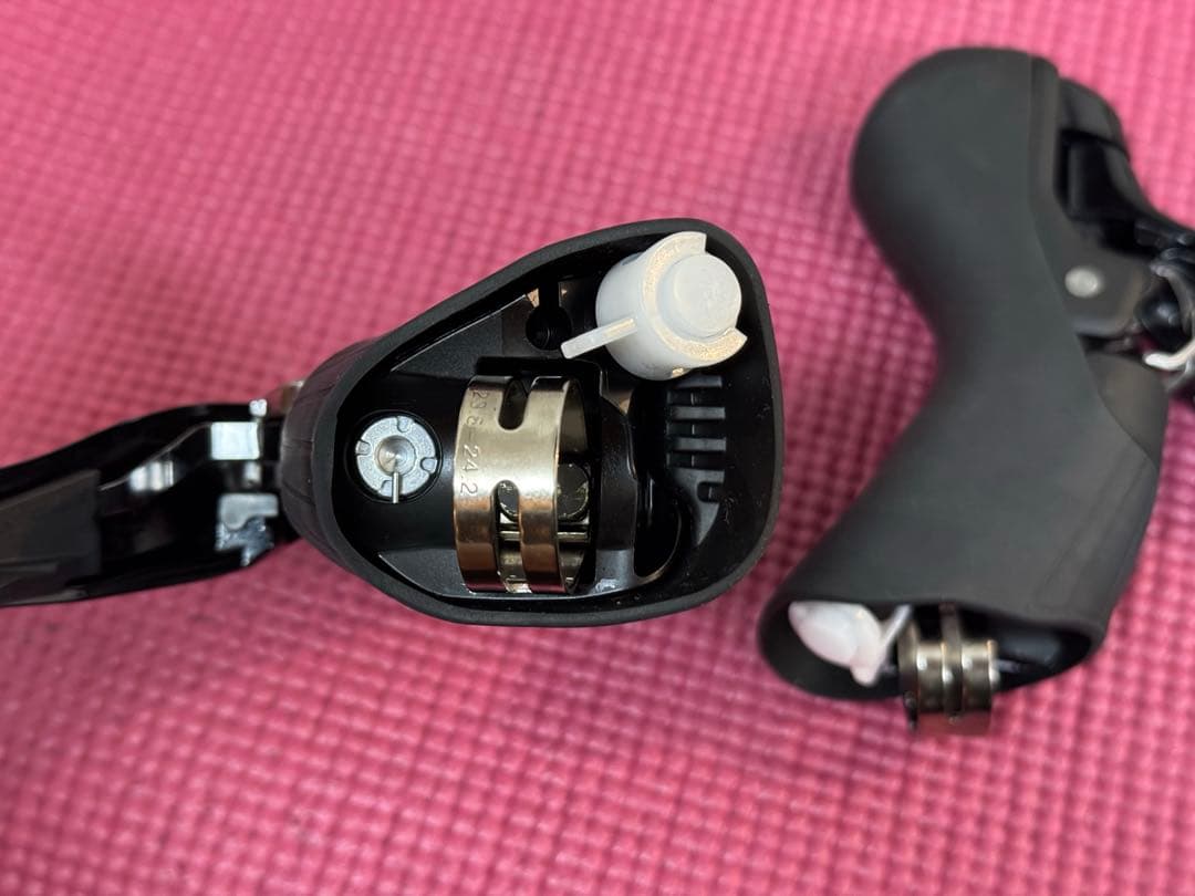 かっつん様用　シマノ 105 ST-R7120 機械式12s STIレバー左右