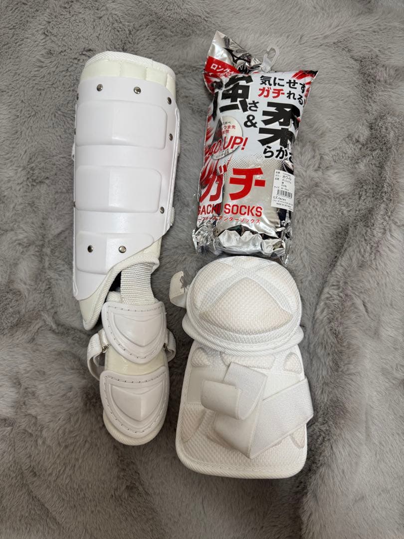 野球エルボーガード、脛当て、ソックス 坂本モデル
