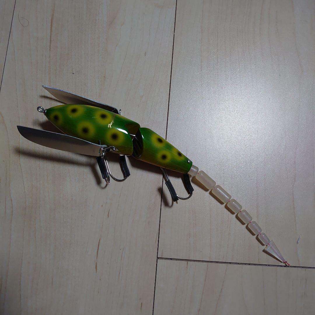 フロッグ ホワイトファルコン フロッグスポット