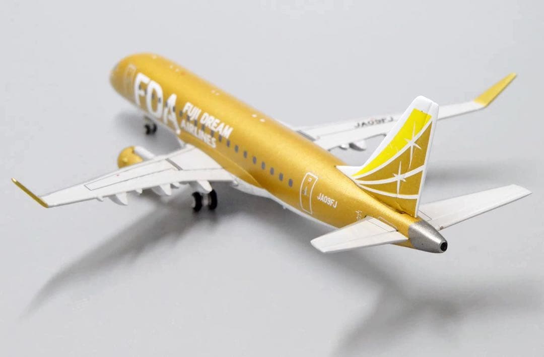 航空機・ヘリコプター JC Wings FDA ERJ-175 JA09FJ 1/400