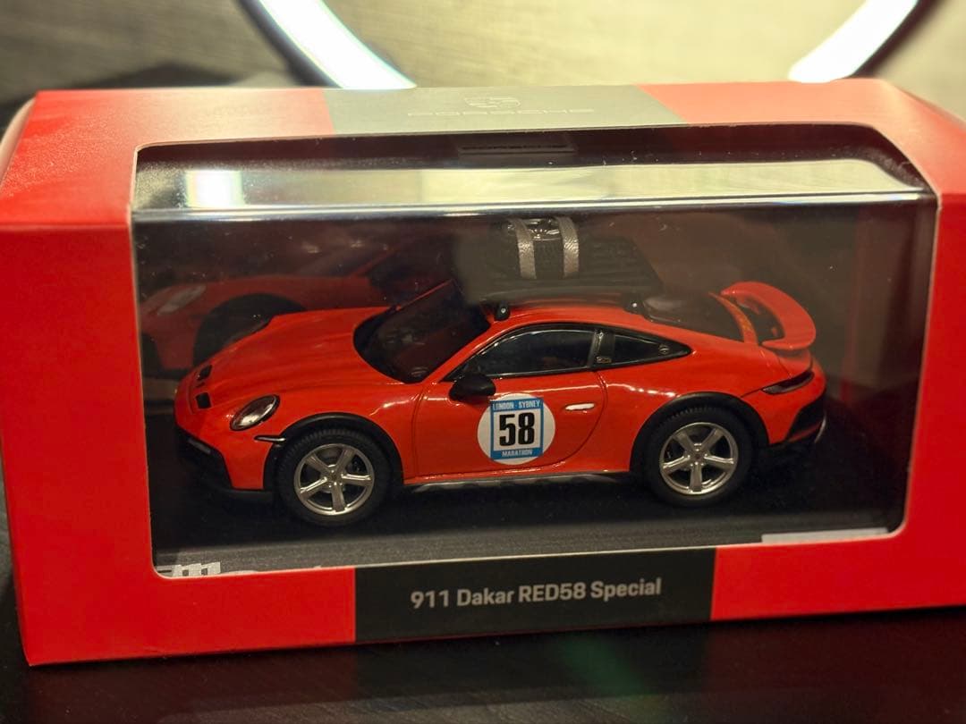 限定 Porsche 911 Dakar 1/43ミニカー SPARK製
