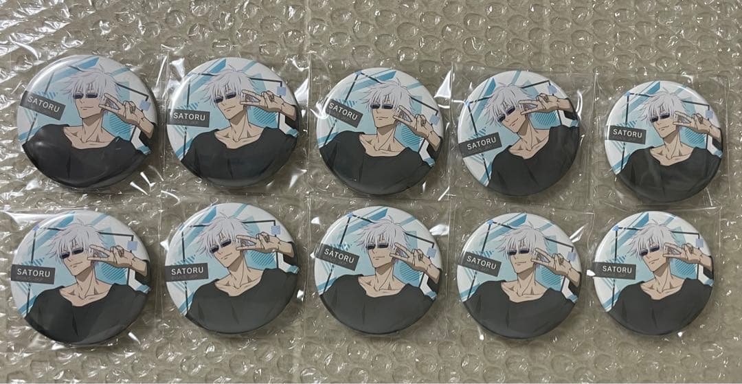 呪術廻戦　TOHO 缶バッジ　五条悟