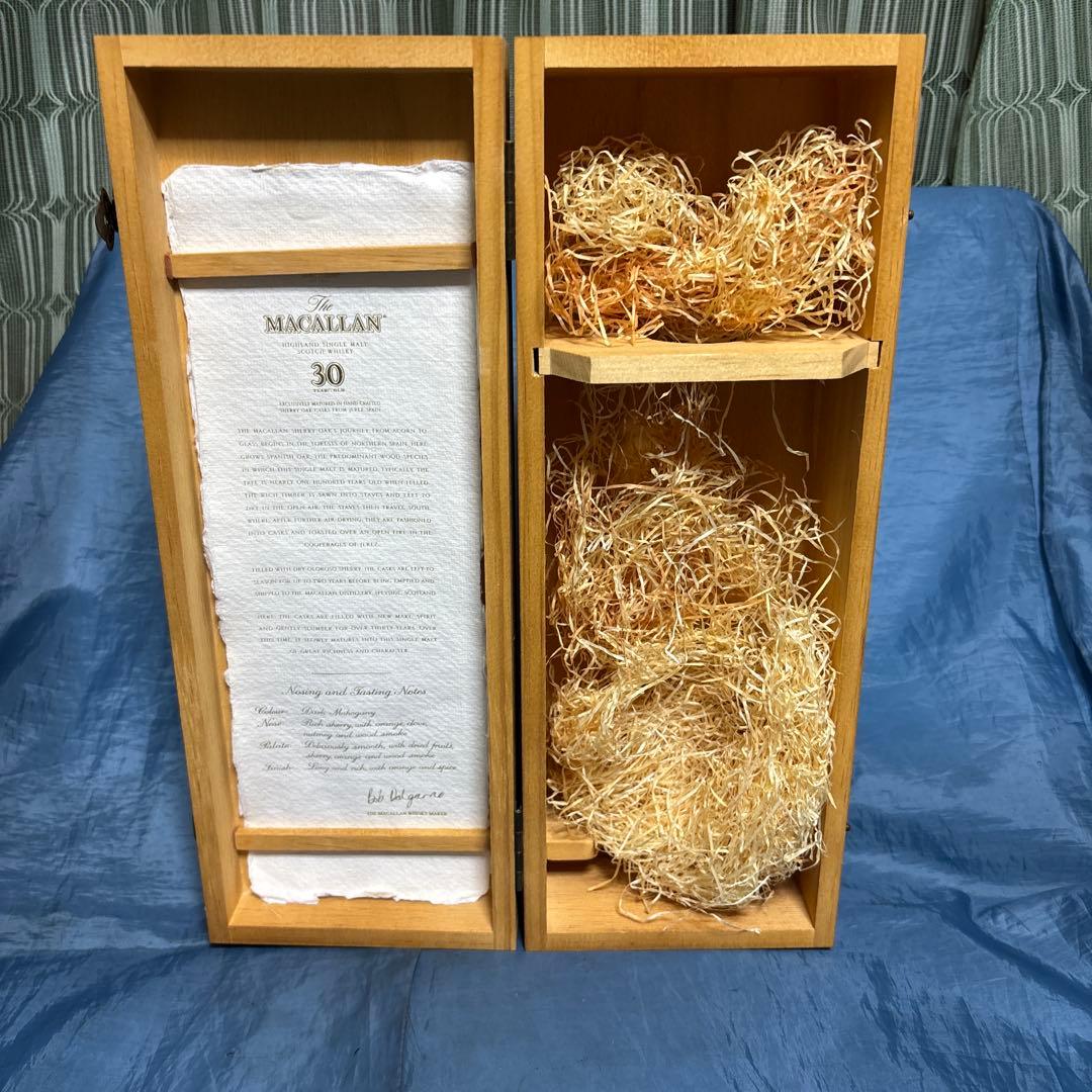 空箱　マッカラン 30年 空箱