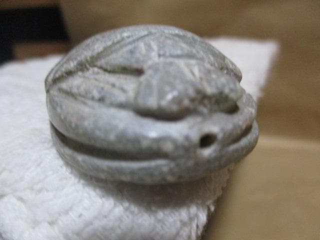 西*人様 古代エジプト　石彫り　スカラベ　箱付き　R76-1