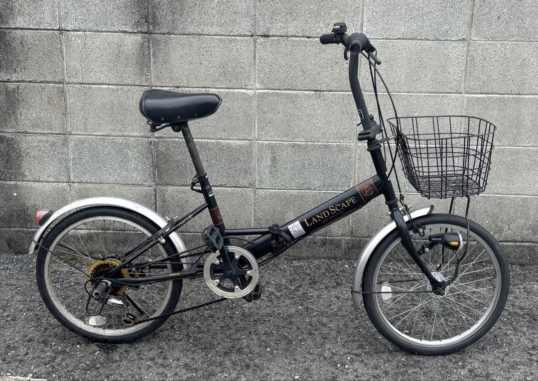 カゴ付き折りたたみ自転車　ノーパンクタイヤ仕様