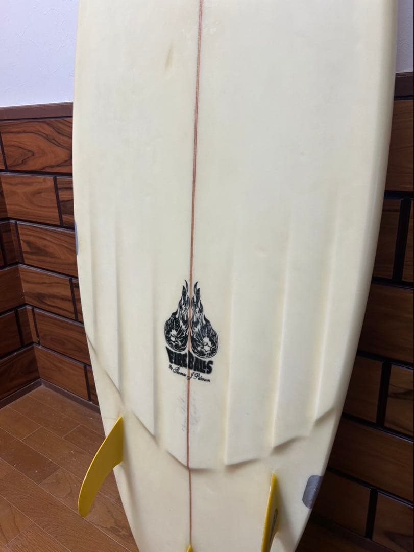 サーフボード　ショートボード　FIRE BALLS トーマJピーターソン