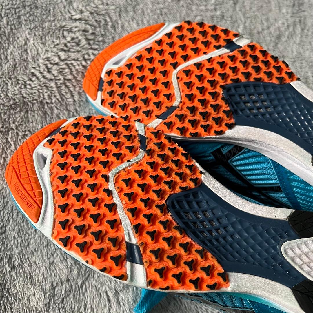 超美品　アシックス ソーティマジックランニングシューズ マラソン駅伝25.0cm