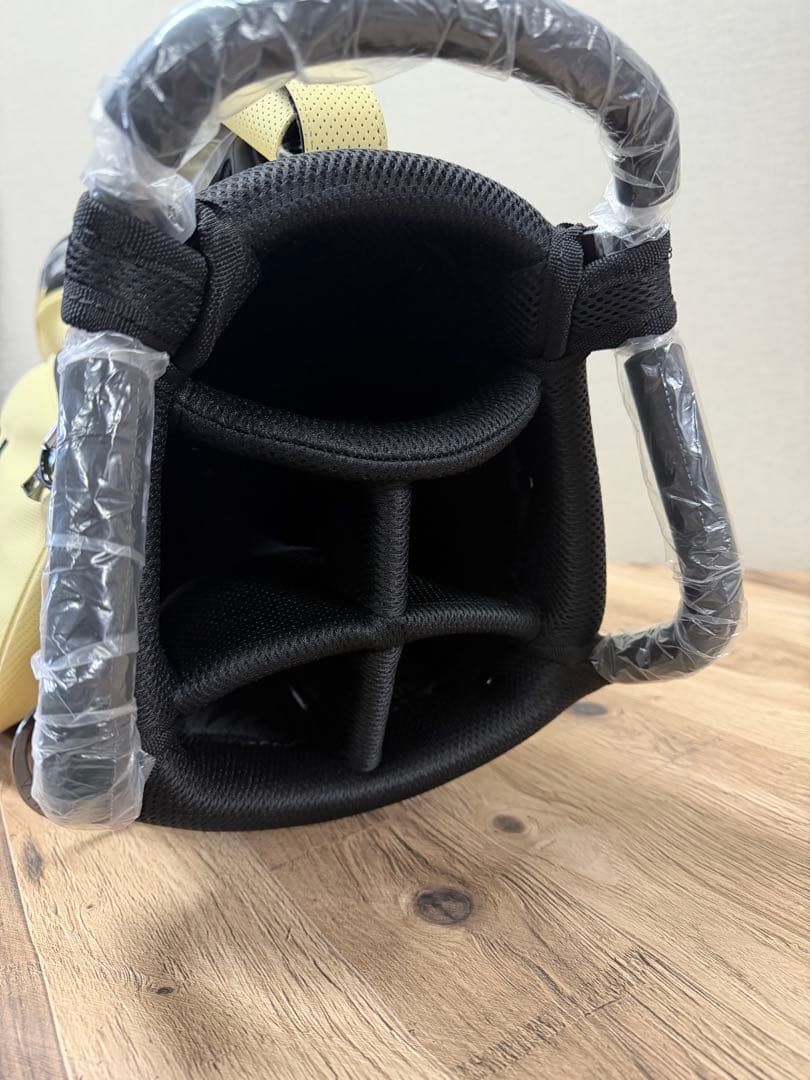 V12 パンチングキャディバック　新品未使用