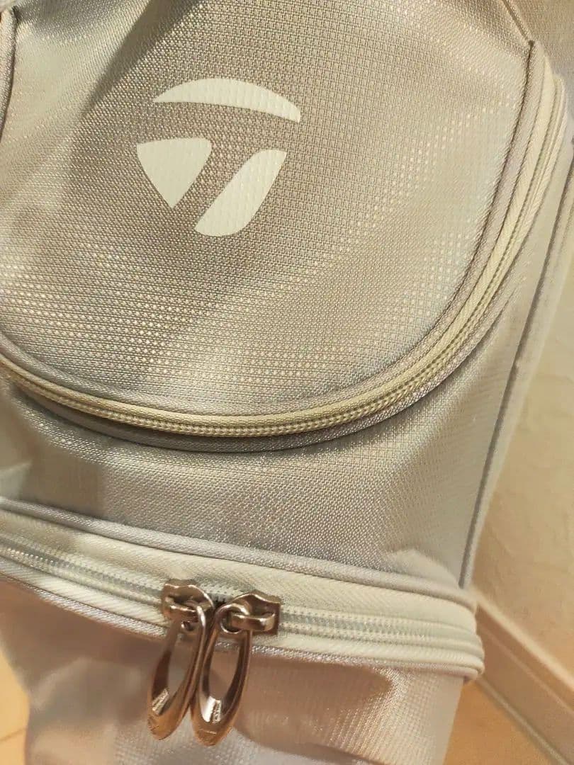 美品　TaylorMade テーラーメイド　キャディバッグ