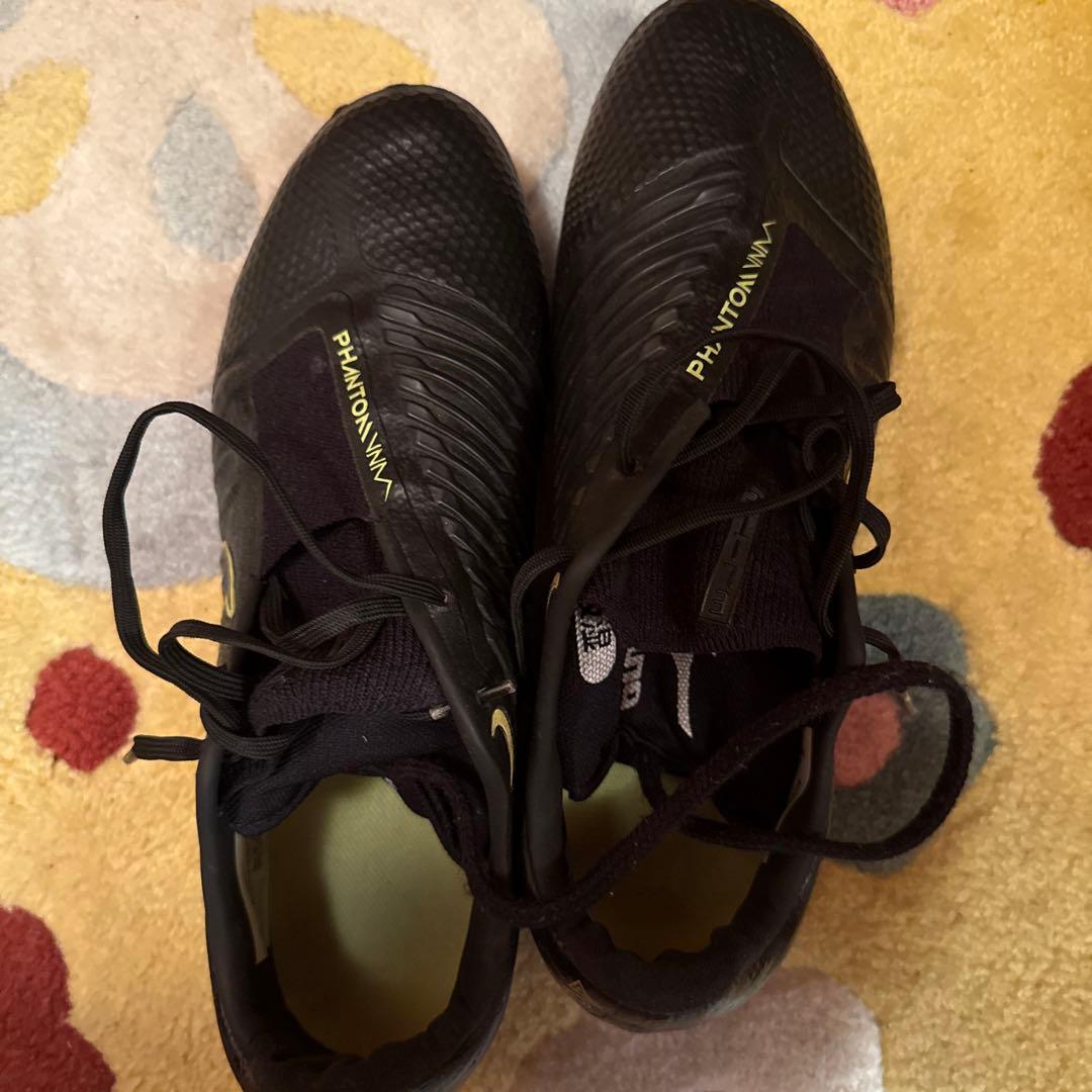 ナイキ　ファントムヴェノム　26㎝