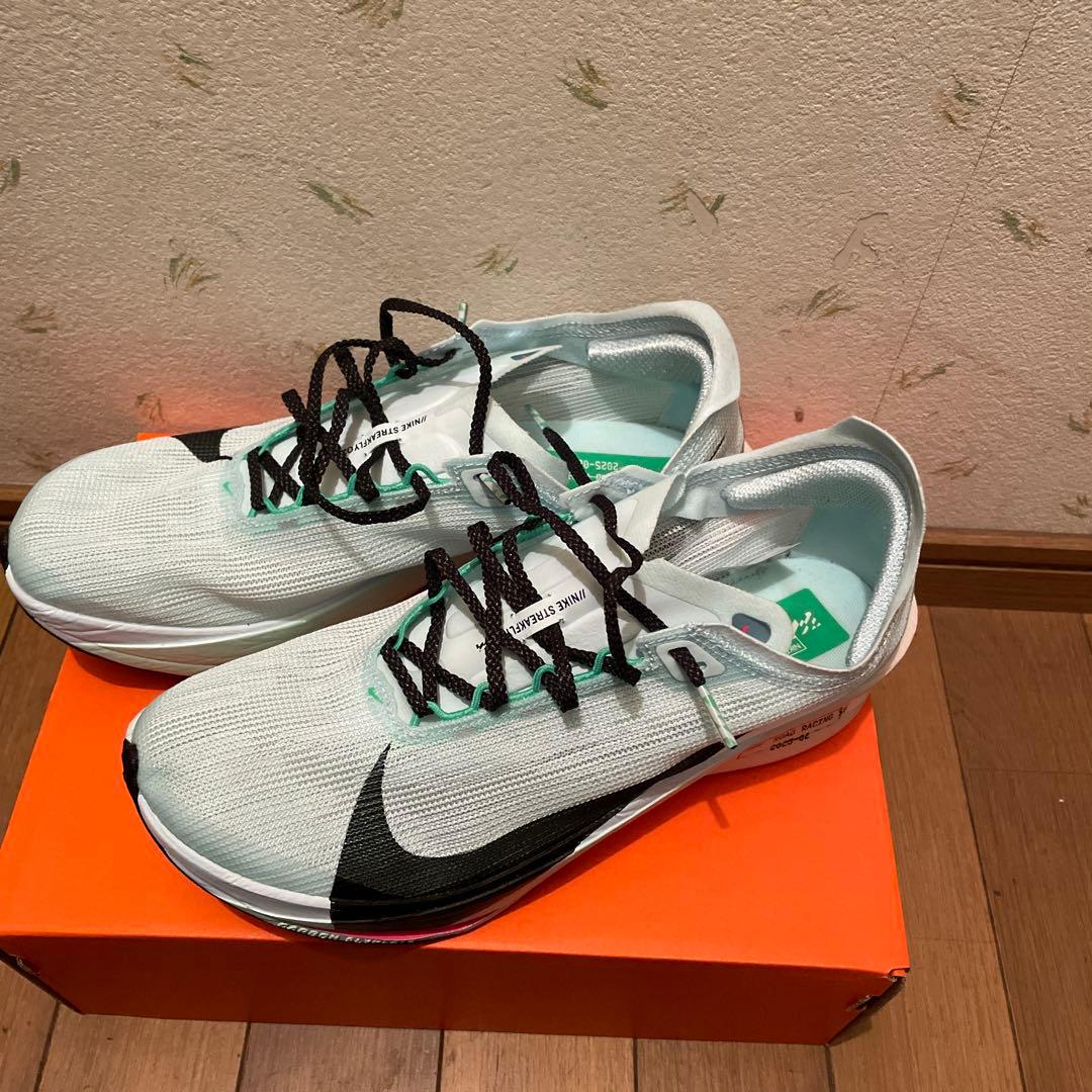 ナイキ　ストリークフライ2 26cm