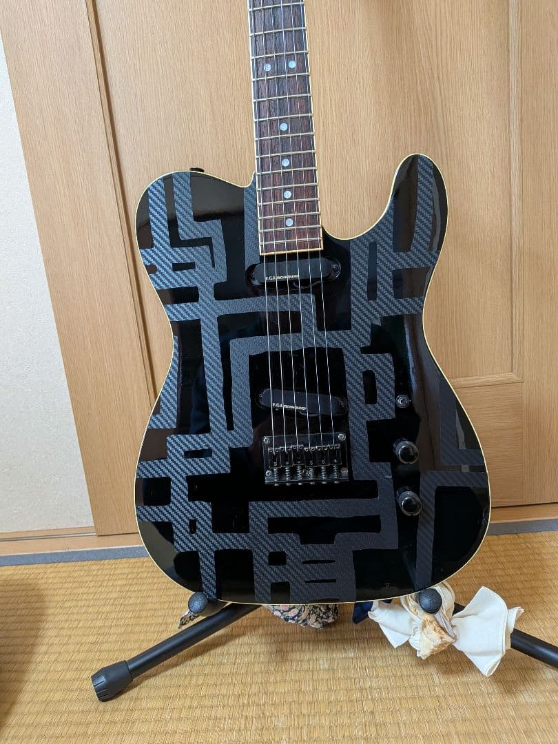 FERNANDES TEJ-70 後期型／金ロゴFGI 布袋　カーボン調Gライン