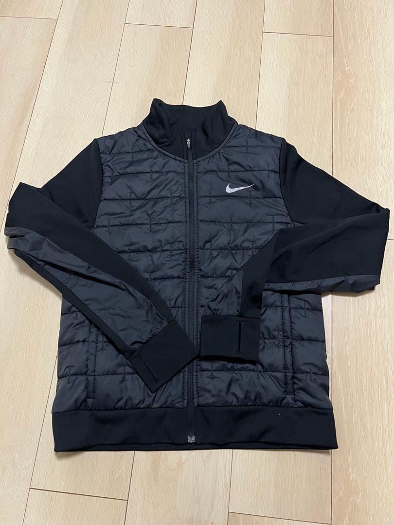 NIKE ウェア　レディース