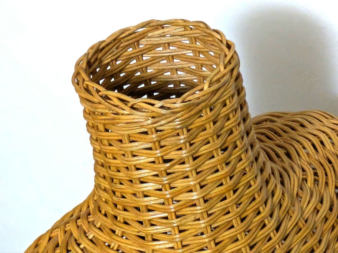 ラタン製トルソー マネキン　ボディ　婦人用ラタントルソー