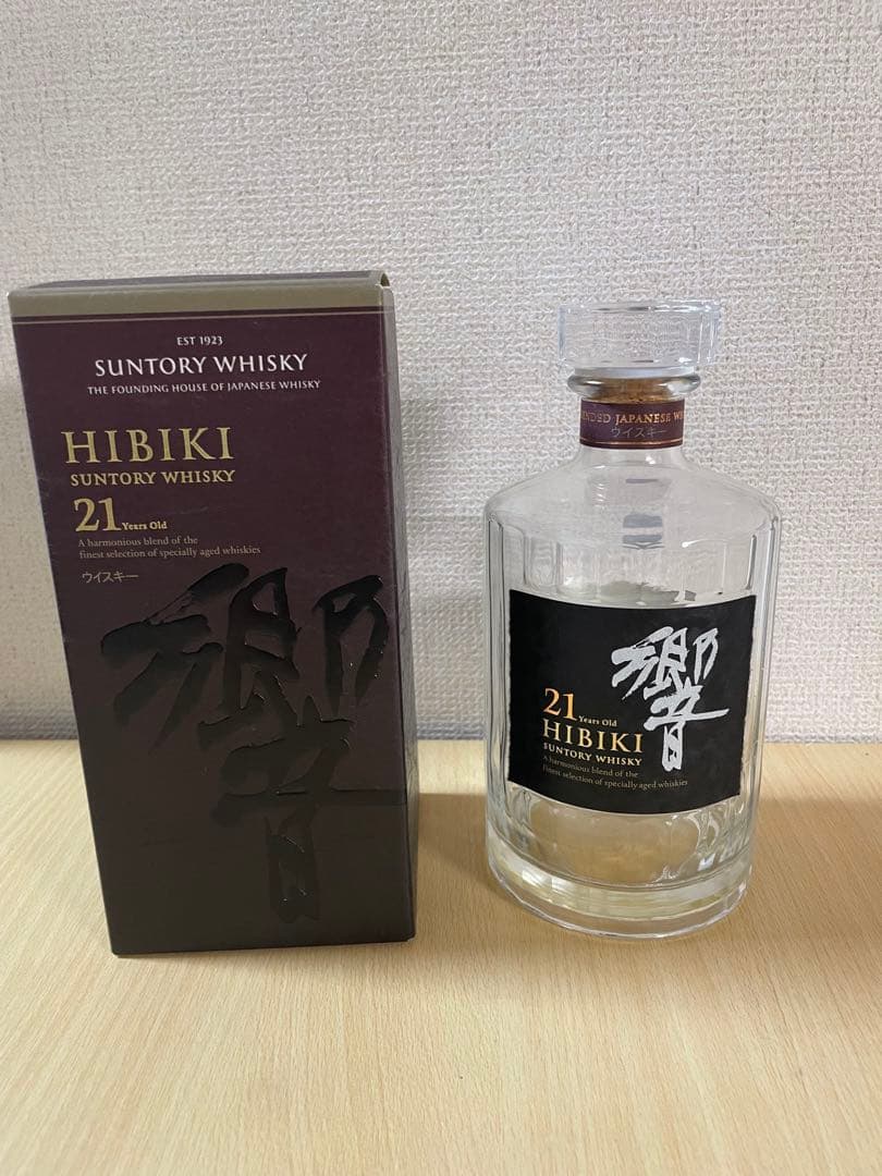 モ*リ様 響21年　空瓶　空箱　未洗浄