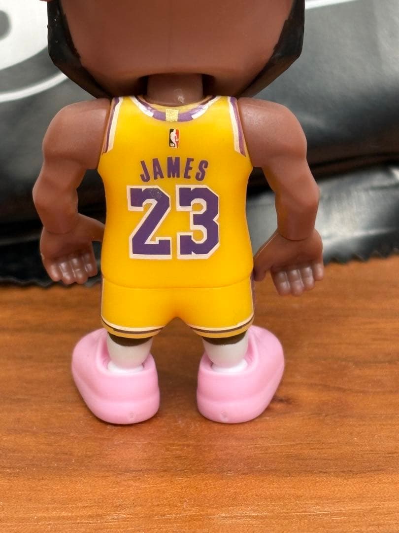 nba ballers レブロンジェームス　LeBRON JAMES