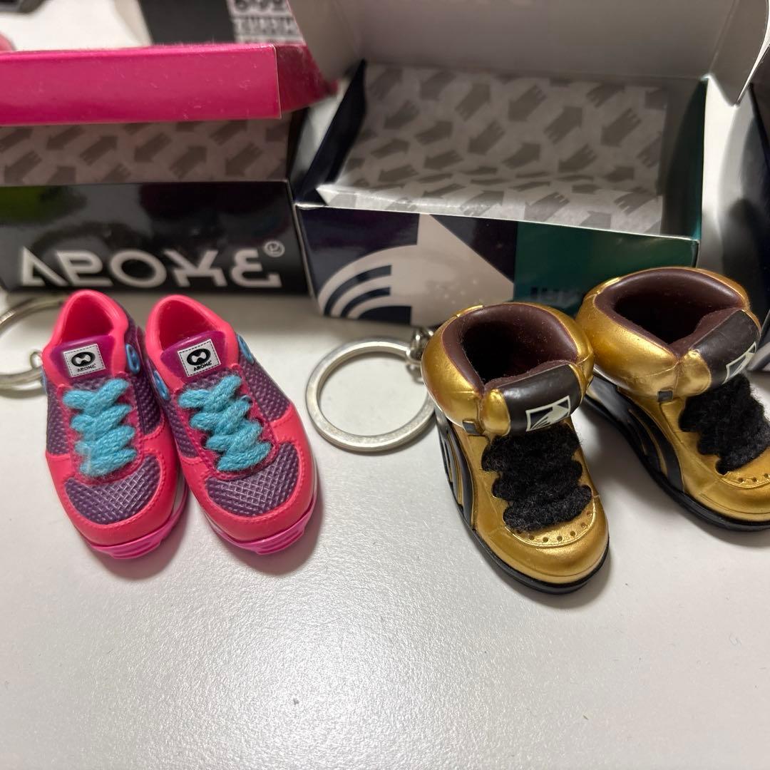 美品スプラトゥーンクツキーホルダー4種5個箱付き