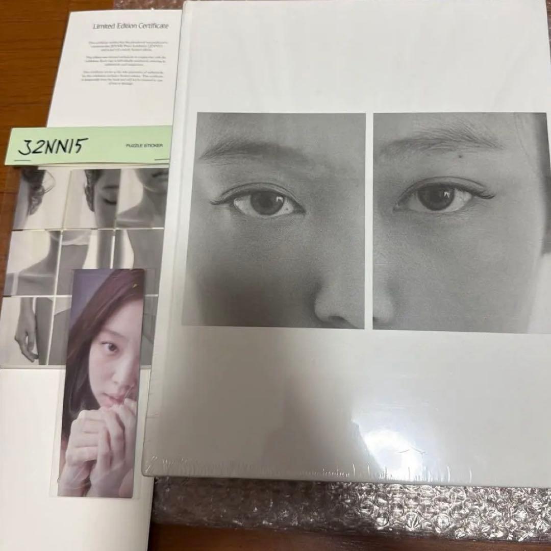 JENNIE 写真展 <J2NNI5> POPUP Photobookシール付き