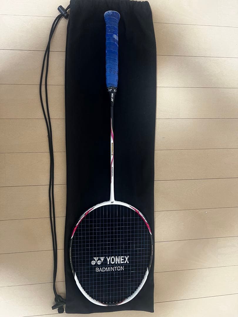 YONEX ボルトリック バドミントンラケット