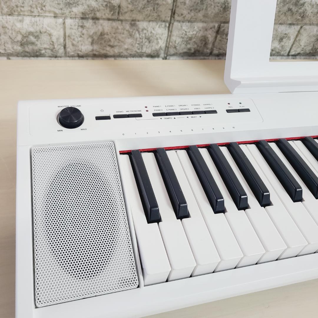 ヤマハ piaggero NP-12WH 61鍵 (譜面台 ペダル ケース付)