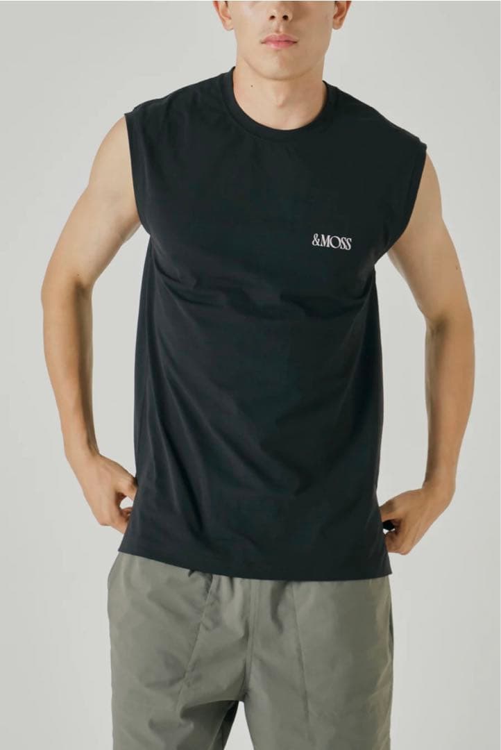 三津家着 &MOSS アンドモス ノースリーブ Tシャツ ユニセックス 2