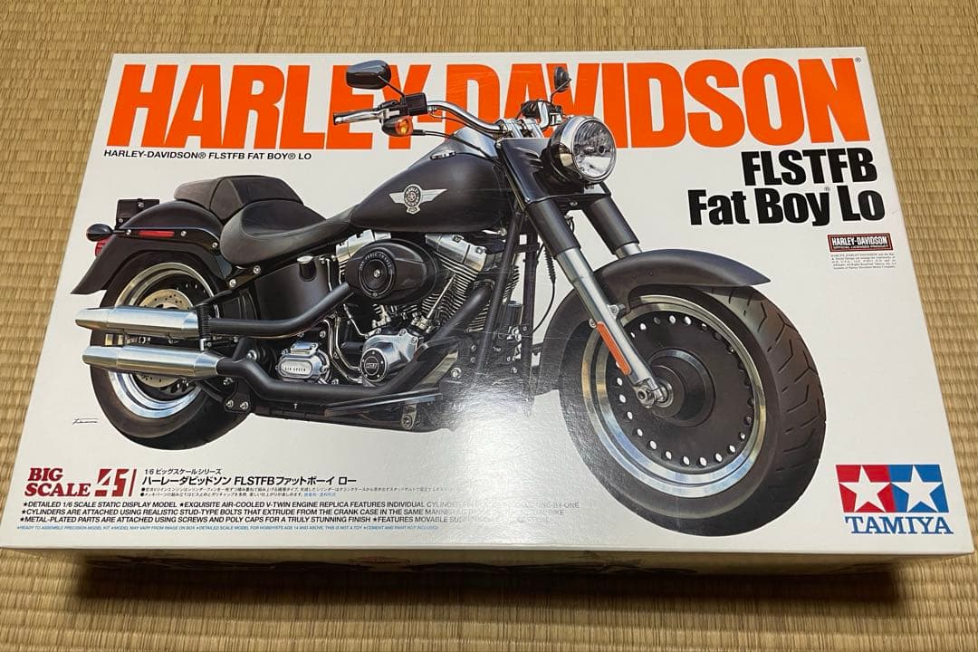 TAMIYA 1/6 ハーレーダビッドソンFLSTFB ファットボーイ ロー
