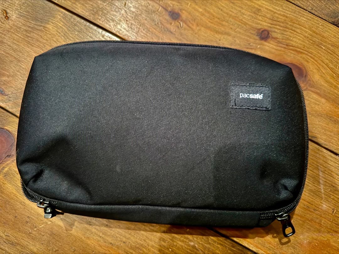 pacsafe RFIDセーフガジェットポーチ No.12970345